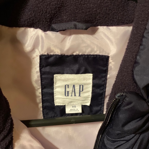 Gapfit puffer vest - Picture 3 of 3